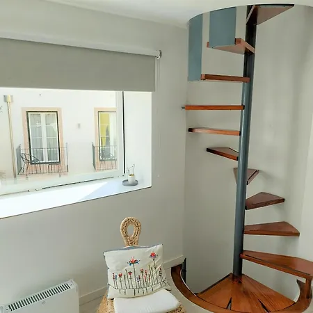Vakantiehuis Your Private Garden In - Castelo&alfama *